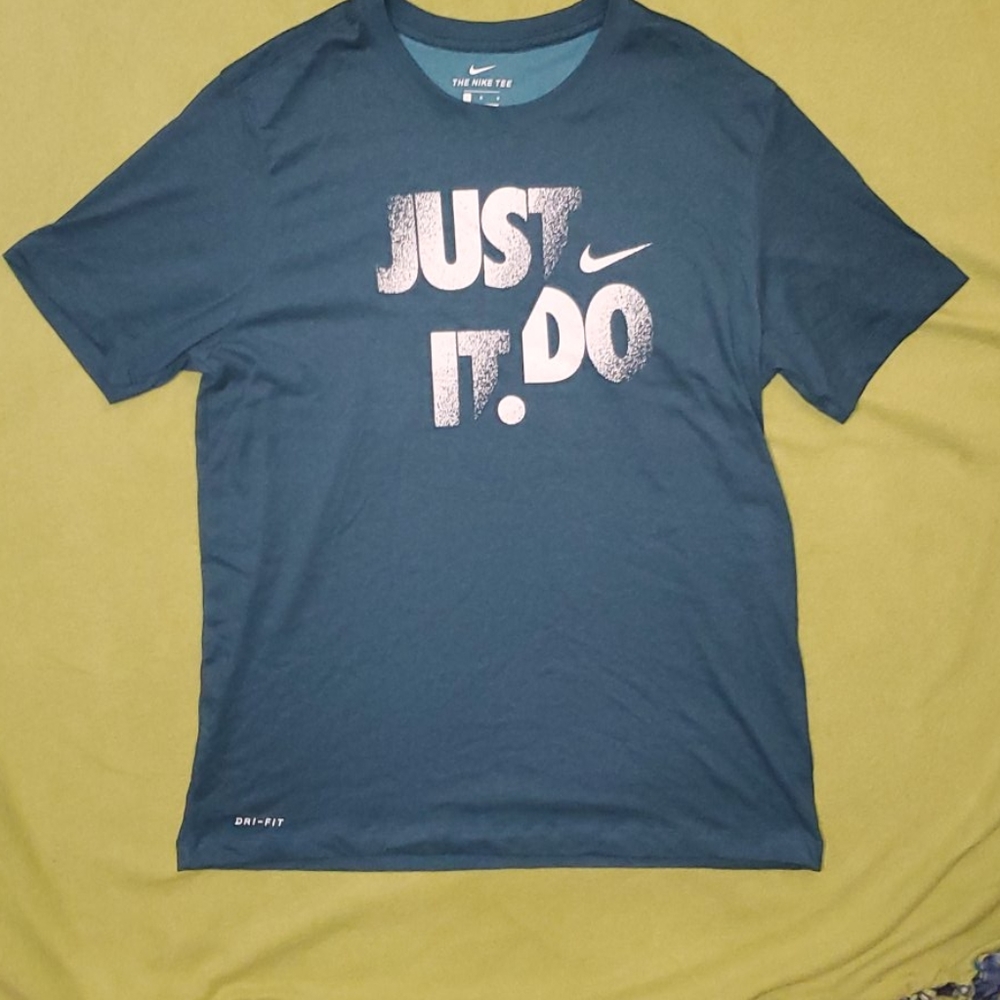 Nike Dri-fit Just Do It graphic tee shirt